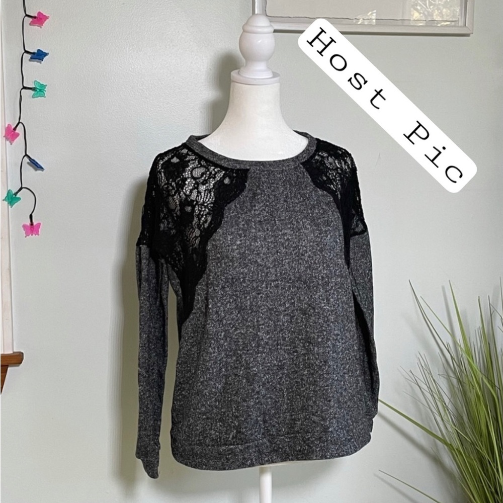 Chloe K Women Gray Long Sleeve Top Size: L
